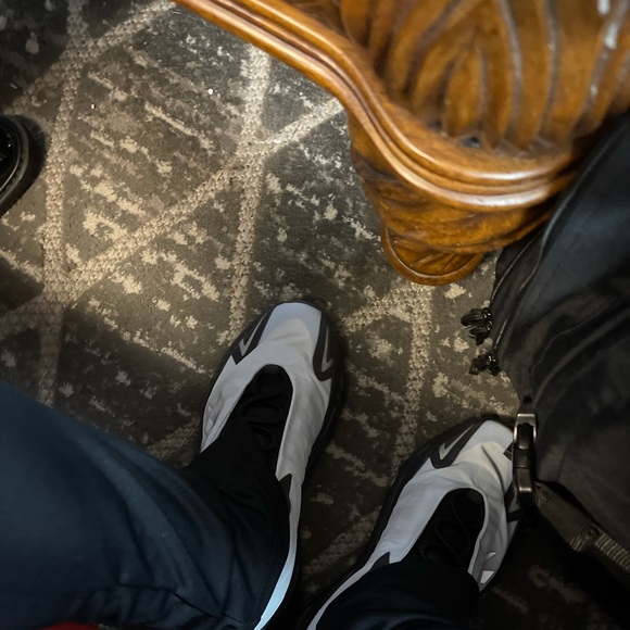 Yeezy 700